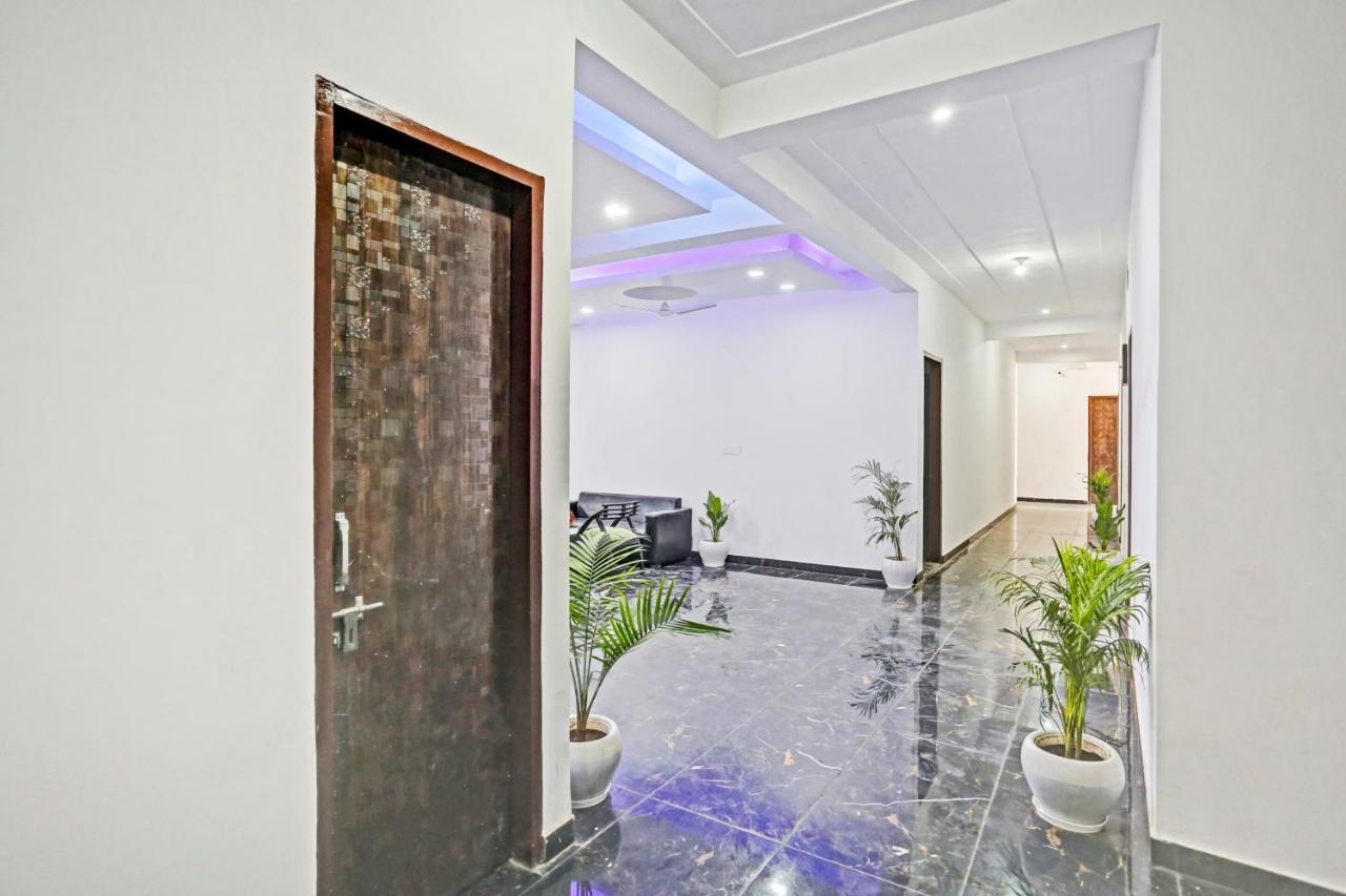 Collection O The Royal Fern Hotel Farrukhnagar Exterior photo