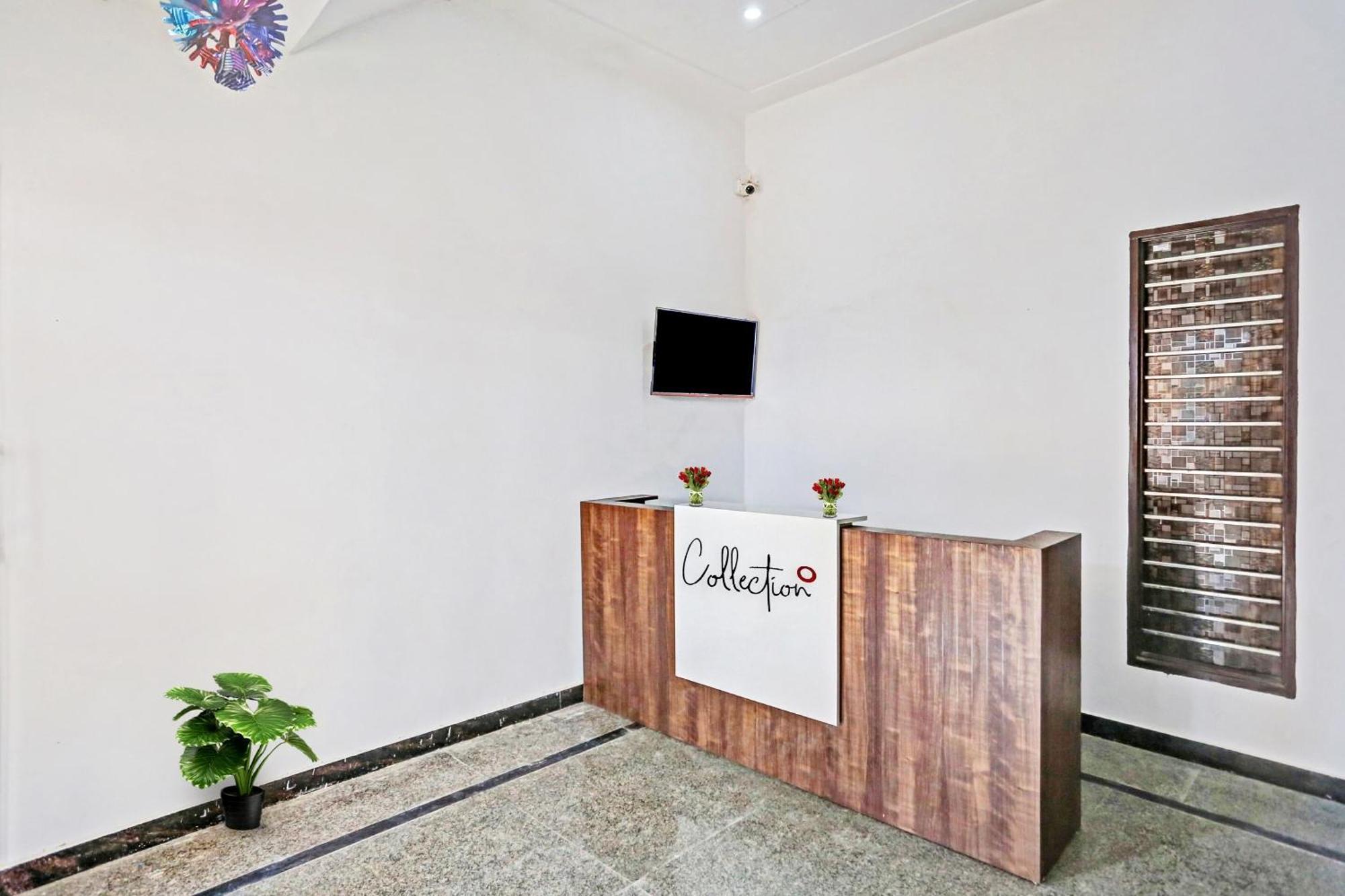 Collection O The Royal Fern Hotel Farrukhnagar Exterior photo